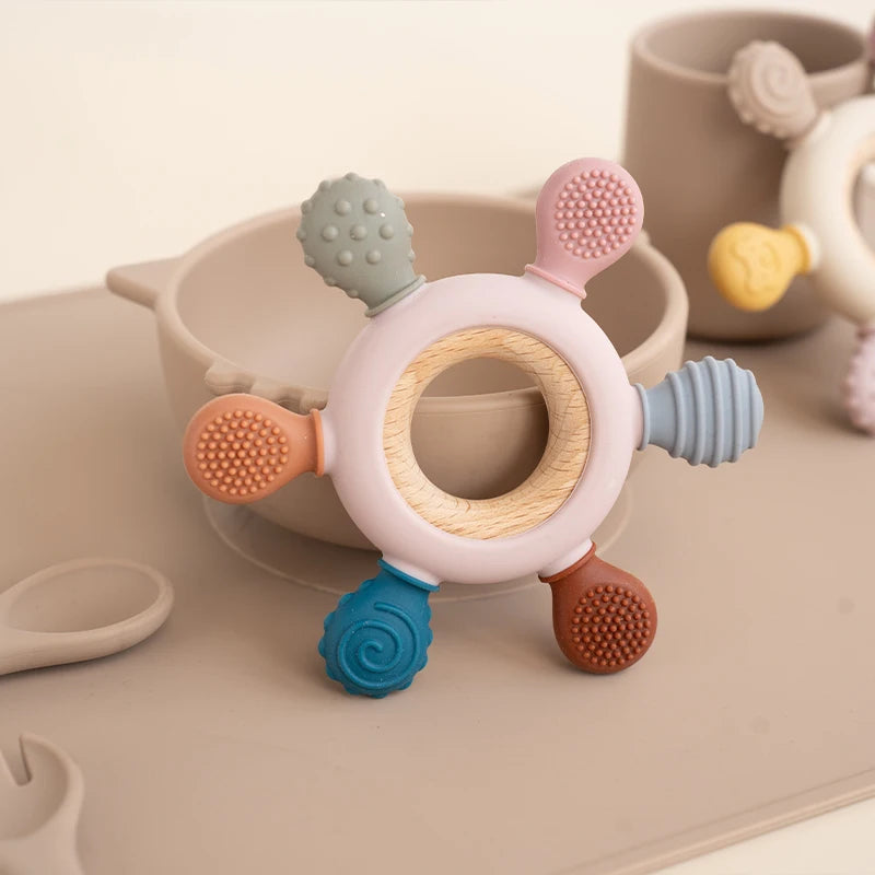 1pc Food Grade Baby Silicone Teether Rudder Shape Wooden Ring Teething