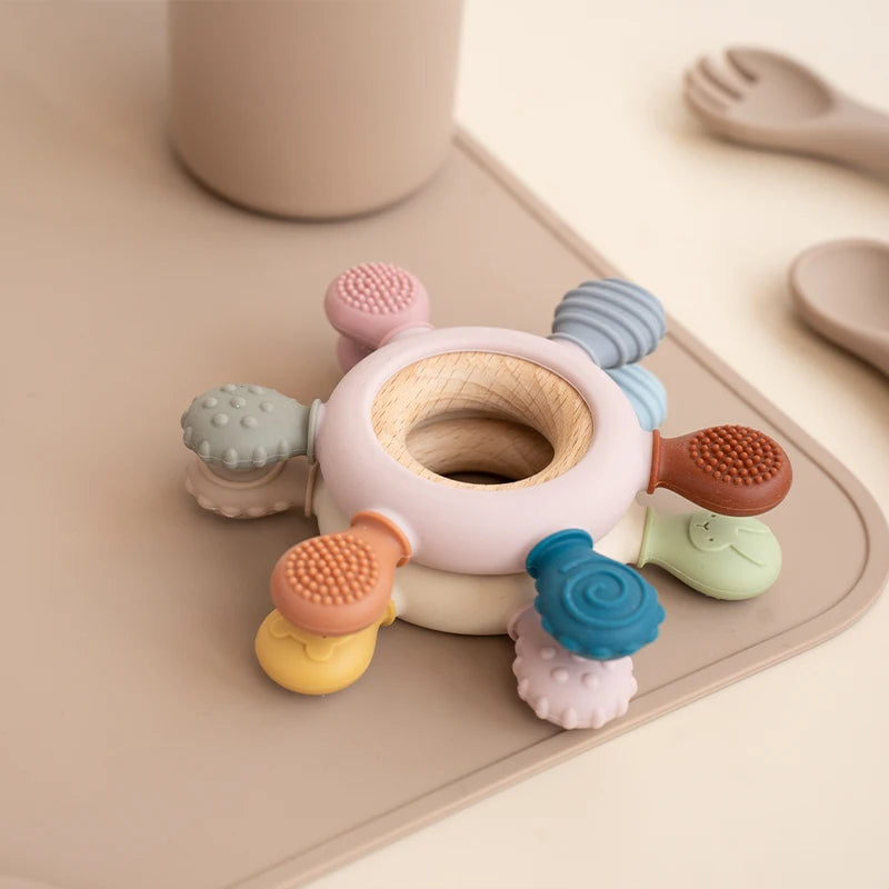 1pc Food Grade Baby Silicone Teether Rudder Shape Wooden Ring Teething